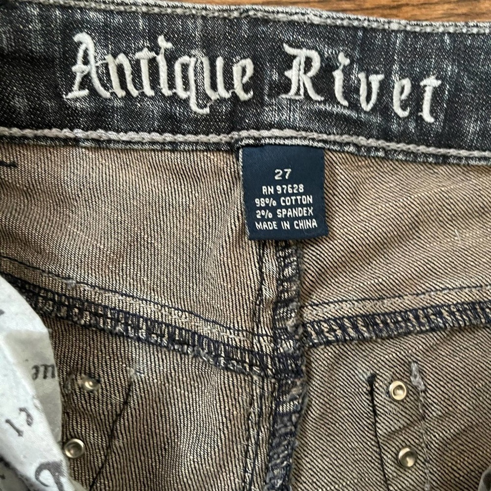 Antique Rivet Jeans - Picture 8 of 8
